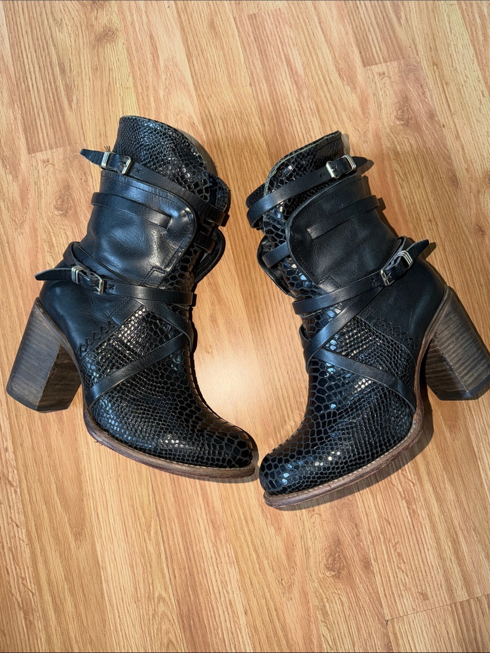 Freebird Baker Black Snake Boots Size 10